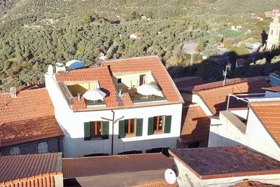 Image de Typical Ligurian house with terrace and panoramic garden 12 km from the sea