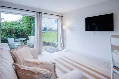 Image de Bayview 3 - 2 Bedroom Chalet - Bayview Oxwich