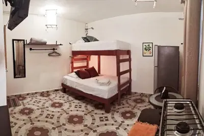 Image de Full studio for 3 guests. A/C, Wi-Fi, Tv, kitchen. Great Location | Isla Mujeres Punta Norte