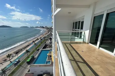 Image de Beautiful apartment located in the heart of the malecon.