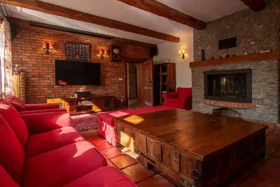 Image de Maison de vacances privée avec Wifi, bain à remous, Tv, terrasse, vue panoramique, parking