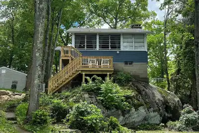 Image de Charming 2-bedroom Lakehouse with Fishing Dock, Ac, WiFi in nice Byram Township