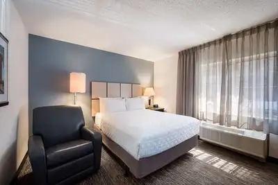 Image de Vacation is Calling! 3 Posh Units, Short Drive to Ann Arbor Hands-On Museum