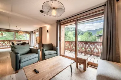 Image de Chalet Pascal A102: Superbe 3 chambres 3 salles de bains