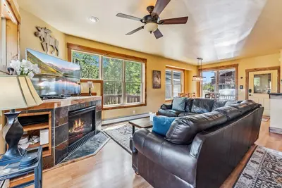 Image de Mountain Escape w/Hot Tub, Near Ski Resorts & I-70