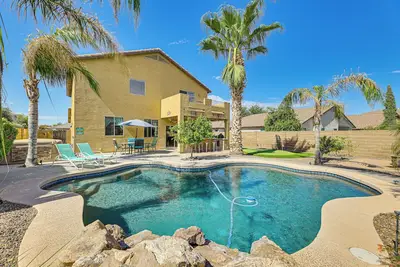 Image de San Tan Valley w/ Hot Tub & Oasis-Like Backyard!