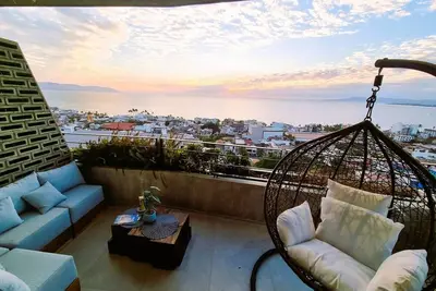 Image de 2 Bd getaway with amazing views