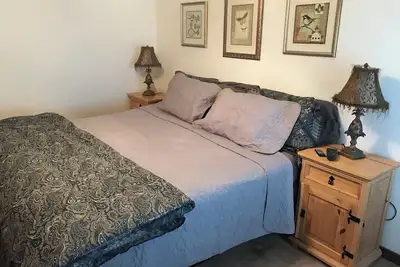 Image de Enchanting 3-bedroom house in Ludlow  Walking distance to the Blue parking Lot