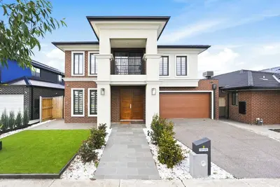 Image de Stunning Park-fronted Luxury Grand Family House!