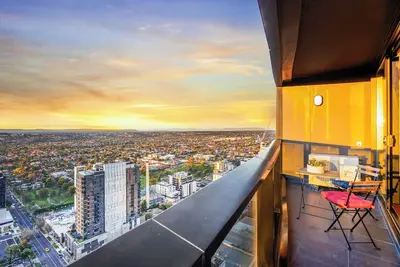 Image de Highrise Skyline Spectacular View Luxury 2b2b1p