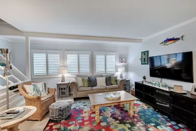Image de Great condo just a short walk to the beach