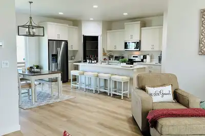 Image de Charming Modern Home Near All Magic Valley Attractions