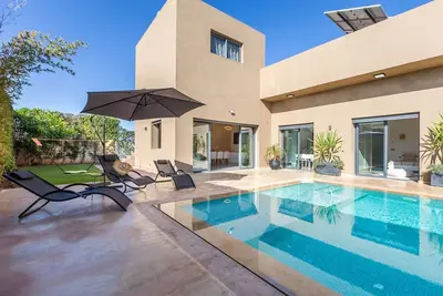 Image de Villa Dalia - Luxe, Piscine Chauffée et Équipements Premium