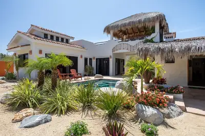 Image de Casa De Las Mobulas near the beach and pickleball