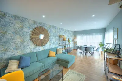 Stylish, large 3bedroom, seafront terrace Goslm-13