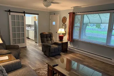 Image de Charming and Cozy 2b House - Brilliant Location Near Downtown