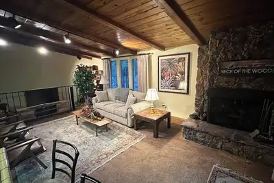 Image de Large 1875 Sf 2-bedroom + 2 Lr with Sofa Beds townhome in Zephyr Cove with WiFi