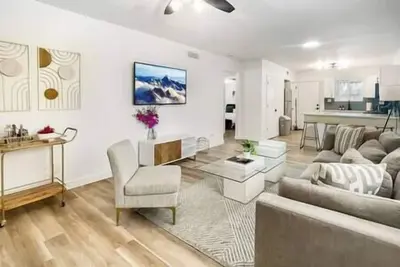 Image de Modern 2bed Retreat Near Scottsdale Fashion Square