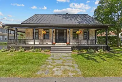 Image de Premier Stowe Village Home - Centrally Located Gem