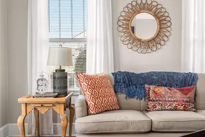 Image de The Boulevard: Close to Gainesville Square & Nghs