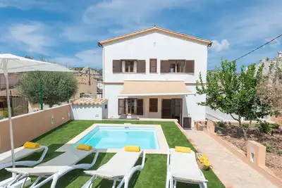 Image de Ca Ne Margalide - Cosy house with private pool and Free Wifi