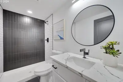 Image de Spacious estate with 4 bedrooms and WiFi, Ac in cool Portland