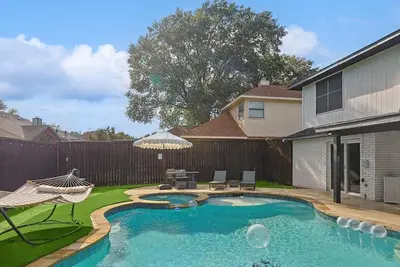 Image de Gorgeous 4bd 2, 5Bath Home 15min to Dfw Int Airport