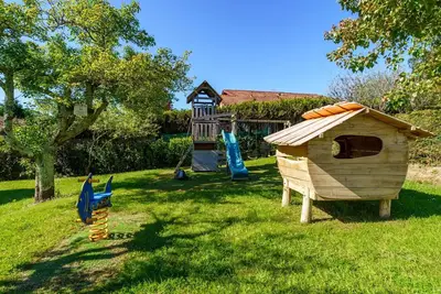 Image de Joli appartement dans une maison de vacances avec Wifi, piscine, Tv, terrasse et parking