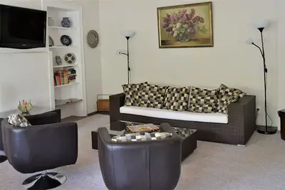 Image de Spacious Holiday Home with Private Sauna, Terrace and Scenic River Views in Bern