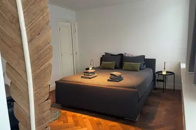 Image de City Centre Logis Only Room with Private Bathroom. Roof Garden.