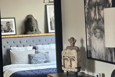 Image de Spacieux et décoré avec élégance profiter au plein centre de Amiens! ! !