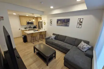 Image de Cozy Retreat in the Heart of Seton, Calgary\n\nWelcome to your home away from home