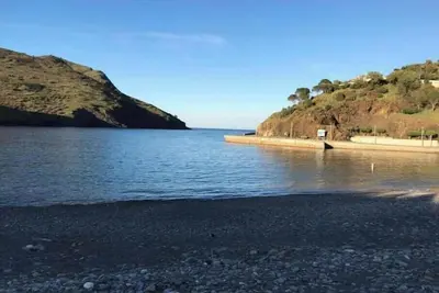Image de Charmant Appartement à Portbou, Costa Brava – Parfait pour vos Vacances!