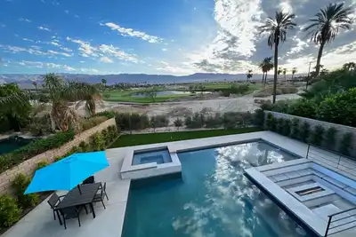Image de Epic Views & Pool with Pickleball, Golf & Game Room! DelLago