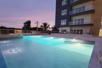 Image de Stylish & Cozy 1 bed at 1 Min Walk to the Beach with Pool-Gym -Condo Apartment