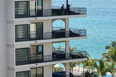 Image de Spectacular 4bd/6ba Oceanfront Unit for 12 Adults at Villa La Valencia in Cabo