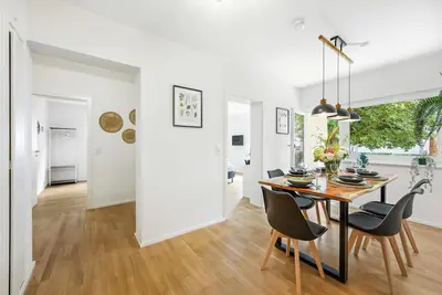 Image de Modern vacation apartment with 4 bedrooms in Heilbronn on the Neckarpromenade