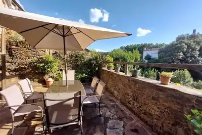 Image de Cottage with fireplace, patio, wine cellar. . . Natural swimming pool less than 500m away 🐶🐱💗