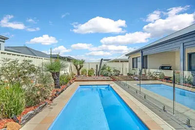 Image de Pool, Wifi & Bbq | Cooinda  \"Happy Place\"