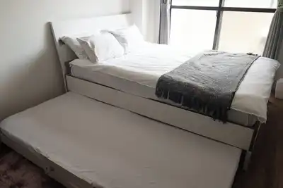 Image de 3ppl/34room /1h by train to DisneyLand/Free WiFi09