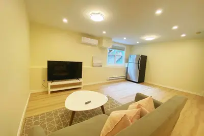 Image de Cotton Candy Cozy Inn basement suite in South Bedford near Larry Uteck.