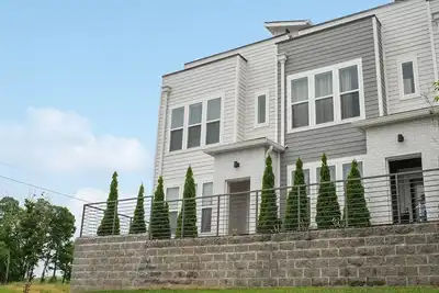 Image de \"Waylon's Whisky Hideaway\" 26 - sleeps 6