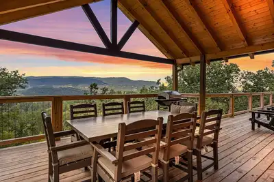 Image de Peakside Views~5-King Bd~Gameroom~Hot Tub~Theater
