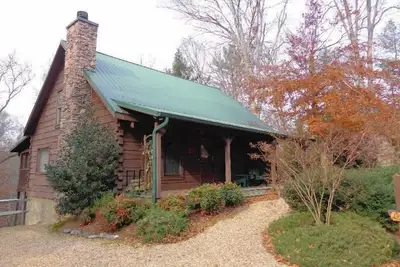 Image de This Beautiful log cabin is located near the Great Smoky Mountains National Park