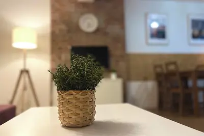 2-bedroom apartment in charming Gdańsk with free parking, WiFi, Ac, scooters