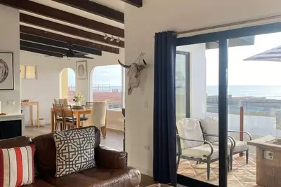 Image de Beach side House