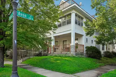 Image de Cathedral Hill 3 bedroom Charm with WiFi, Ac
