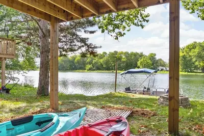 Image de Riverfront Noblesville Home/kayaks/Fishing, boating!