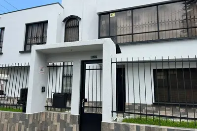 Image de Ideal Family Home, Close To The Airport