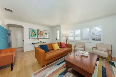 Image de Welcome to Betty Blue! A Clearwater Pool Home Oasis near Beaches! !